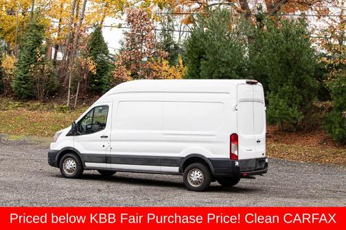 2022 Ford Transit-250 Base