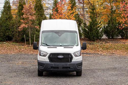 2022 Ford Transit-250 Base