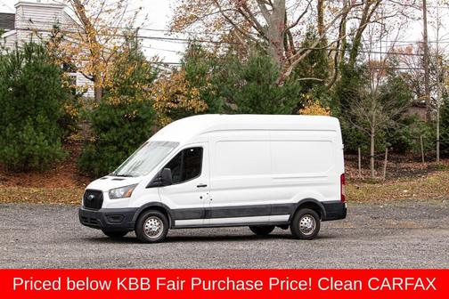 2022 Ford Transit-250 Base