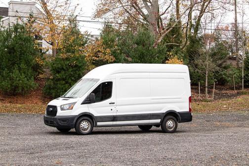 2022 Ford Transit-250 Base