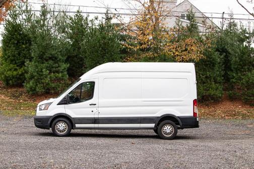 2022 Ford Transit-250 Base