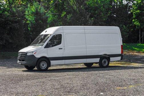 2023 Mercedes-Benz Sprinter 2500 170 WB