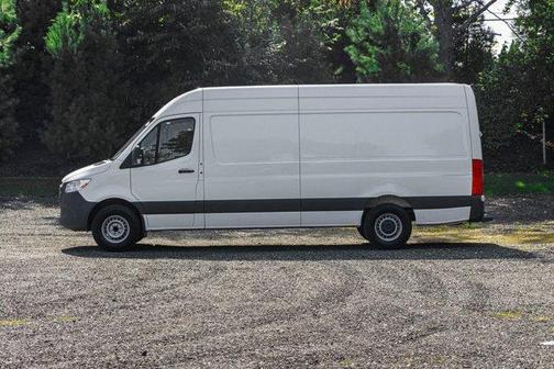 2023 Mercedes-Benz Sprinter 2500 170 WB