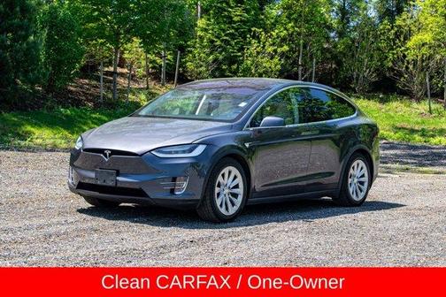 Gray 2018 Tesla Model X 75D