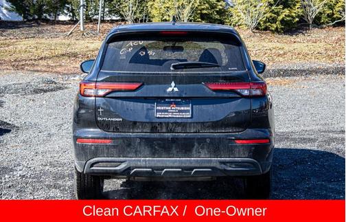 2024 Mitsubishi Outlander ES
