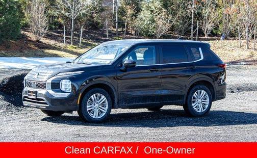 2024 Mitsubishi Outlander ES