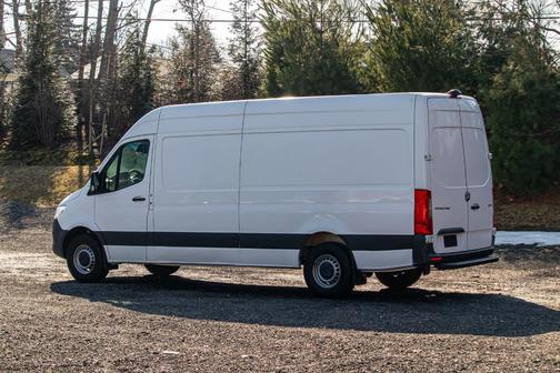 2023 Mercedes-Benz Sprinter 2500 170 WB