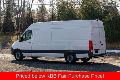 2023 Mercedes-Benz Sprinter 2500 170 WB