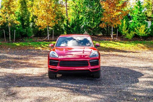 2021 Porsche Cayenne Base