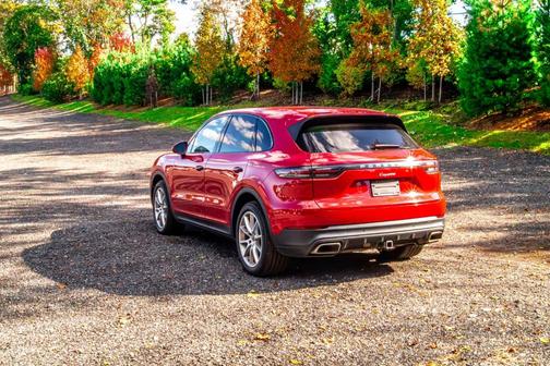 2021 Porsche Cayenne Base