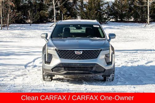 2024 Cadillac XT4 Premium Luxury