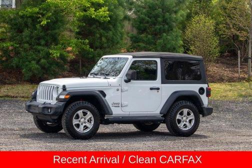 Bright White Clearcoat 2019 Jeep Wrangler Sport