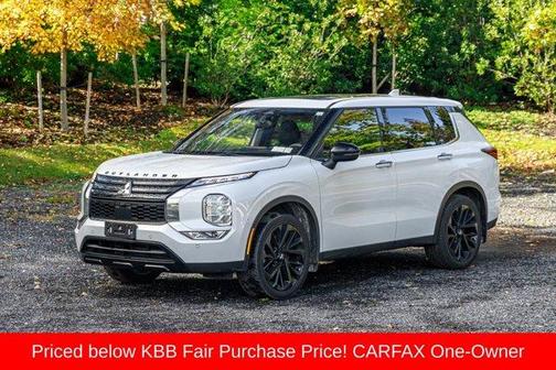 2022 Mitsubishi Outlander SE
