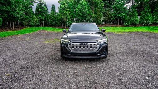 2024 Audi Q8 e-tron Premium
