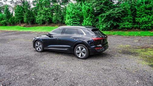 2024 Audi Q8 e-tron Premium