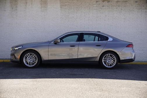 Gray Metallic 2024 BMW 540 i xDrive
