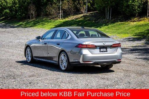 Gray Metallic 2024 BMW 540 i xDrive