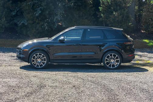 2021 Porsche Cayenne Base
