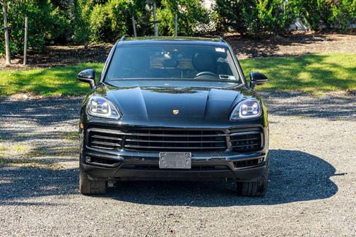 2021 Porsche Cayenne Base