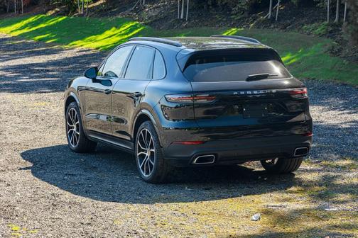 2021 Porsche Cayenne Base