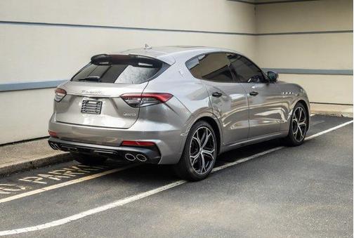 Grigio Metallic 2022 Maserati Levante GT