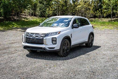 White 2022 Mitsubishi Outlander Sport 2.0 SE