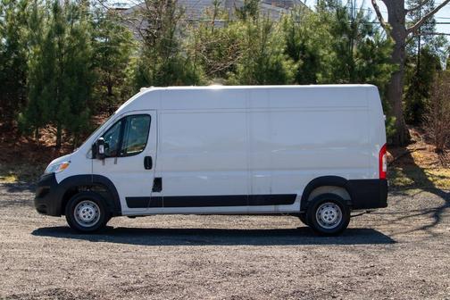 Bright White Clearcoat 2024 RAM ProMaster 2500 High Roof
