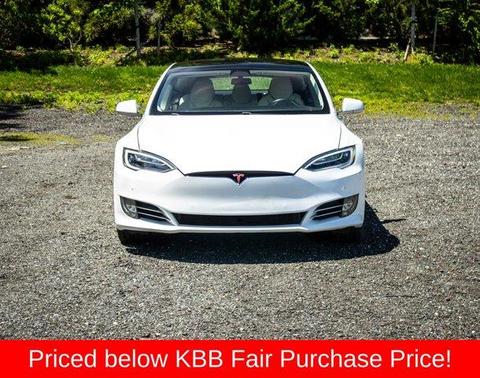 White 2018 Tesla Model S 75D