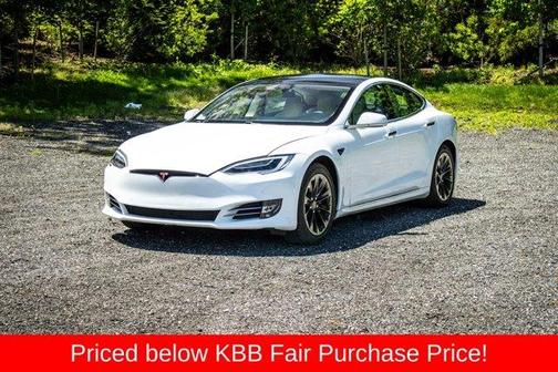 White 2018 Tesla Model S 75D