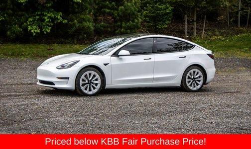 White 2022 Tesla Model 3 Long Range
