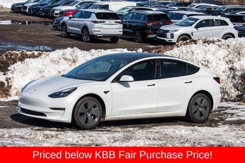 2022 Tesla Model 3 Long Range