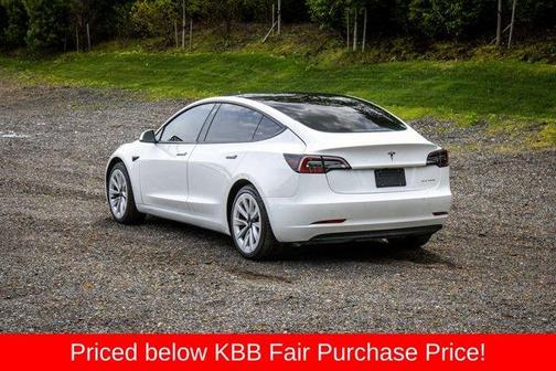 White 2022 Tesla Model 3 Long Range