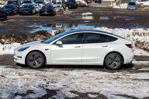 2022 Tesla Model 3 Long Range