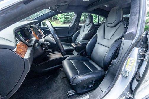 2018 Tesla Model S 75D