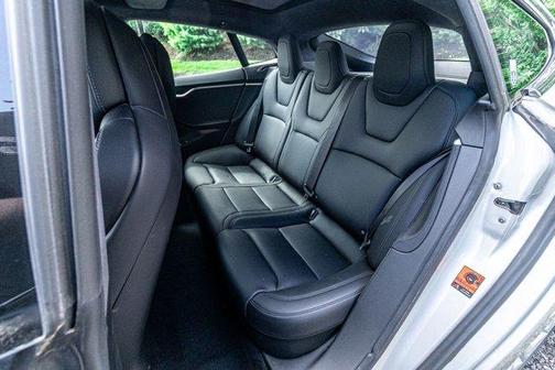 2018 Tesla Model S 75D