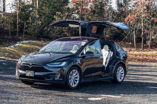 2018 Tesla Model X 75D