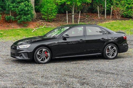 2023 Audi A4 45 S line Premium Plus
