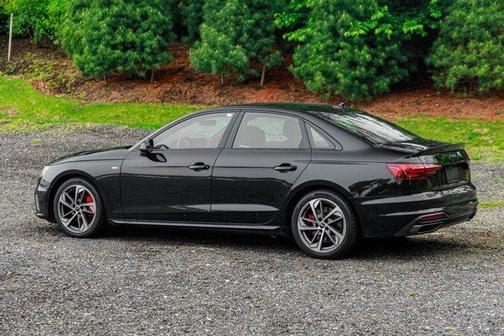 2023 Audi A4 45 S line Premium Plus