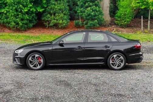 2023 Audi A4 45 S line Premium Plus