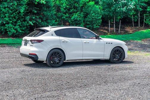 2021 Maserati Levante Base