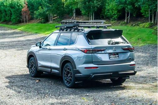 2025 Mitsubishi Outlander