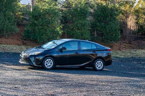 2022 Toyota Prius L