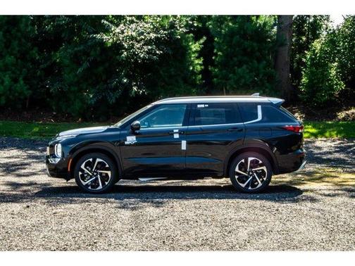 2025 Mitsubishi Outlander PHEV