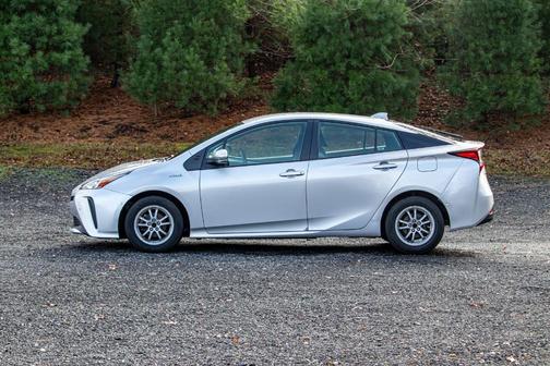 2022 Toyota Prius L
