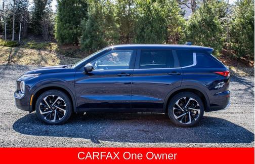 2022 Mitsubishi Outlander SE