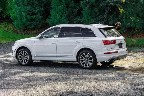 2019 Audi Q7 45 Premium Plus
