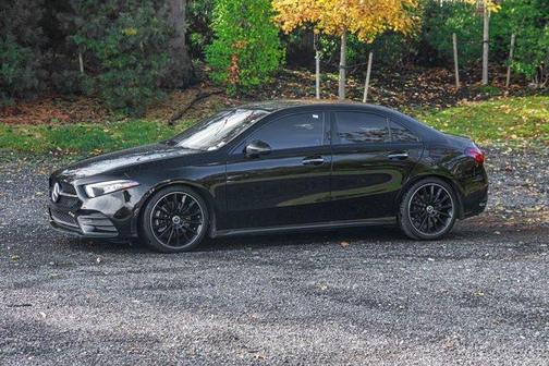 2020 Mercedes-Benz A-Class A 220 4MATIC