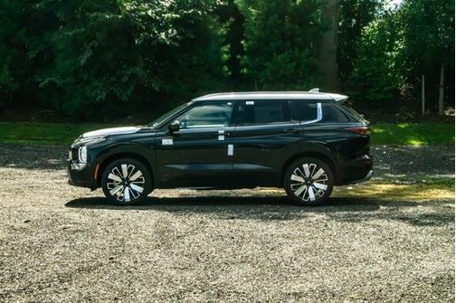 2025 Mitsubishi Outlander
