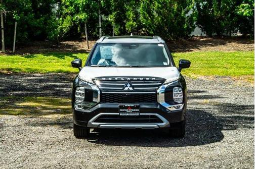 2025 Mitsubishi Outlander