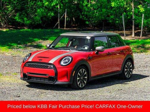 2023 MINI Hardtop Cooper S Classic